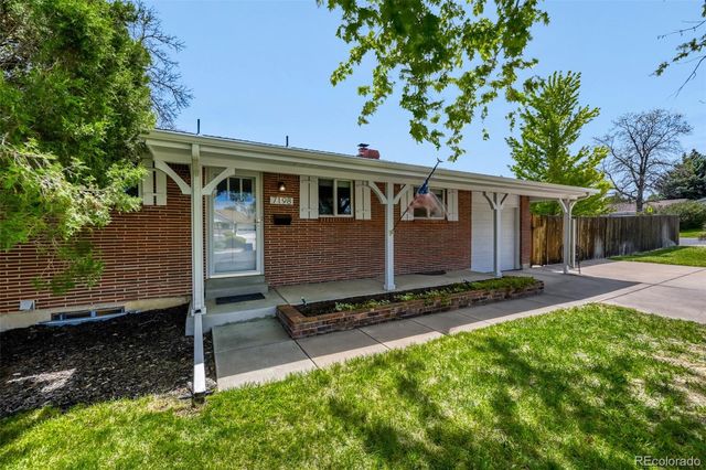 7198 S Logan Street, Centennial, CO 80122