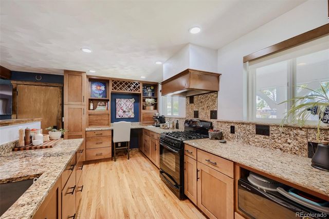 7198 S Logan Street, Centennial, CO 80122