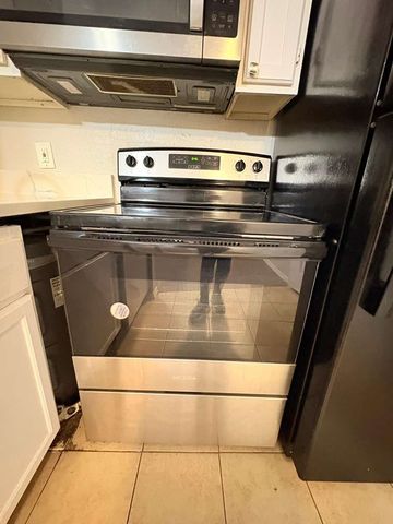 9821 Walnut Street 304, Dallas, TX 75243