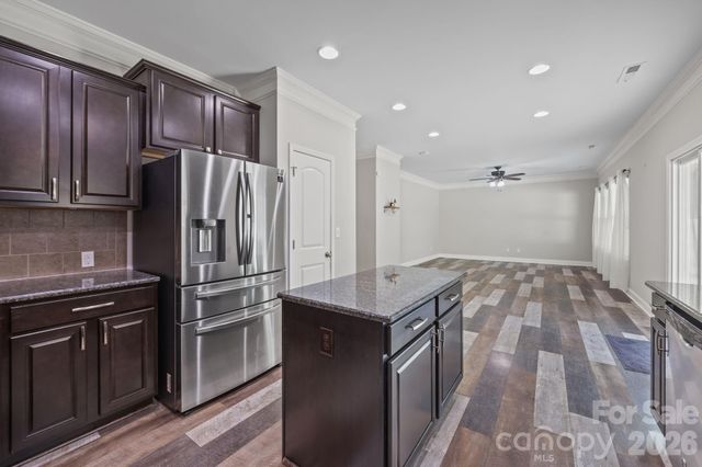 6614 Bluegill Road, Charlotte, NC 28216