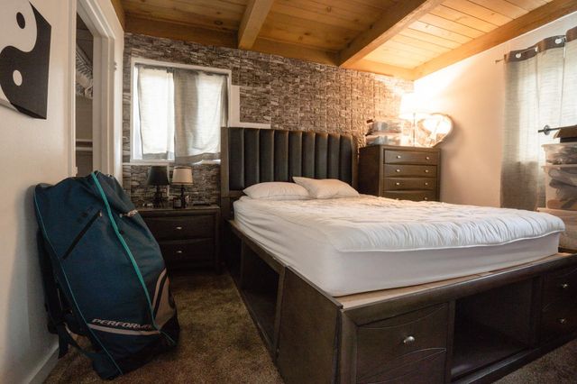 1031 Douglas Rd, Stockton, CA 95207