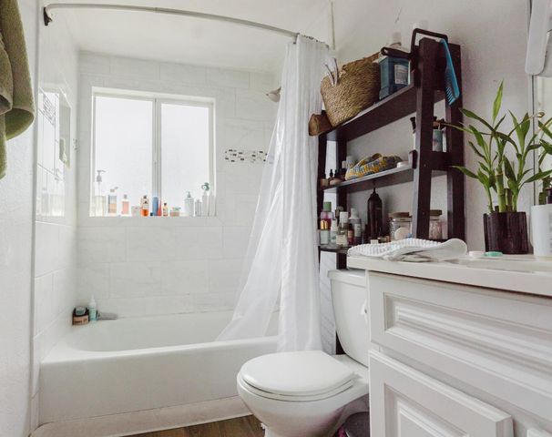 1031 Douglas Rd, Stockton, CA 95207