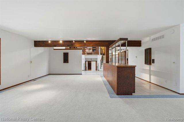 4710 Cove Road, West Bloomfield, MI 48323