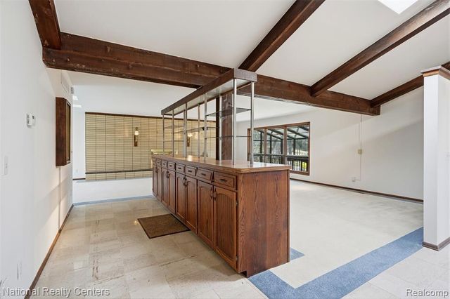 4710 Cove Road, West Bloomfield, MI 48323