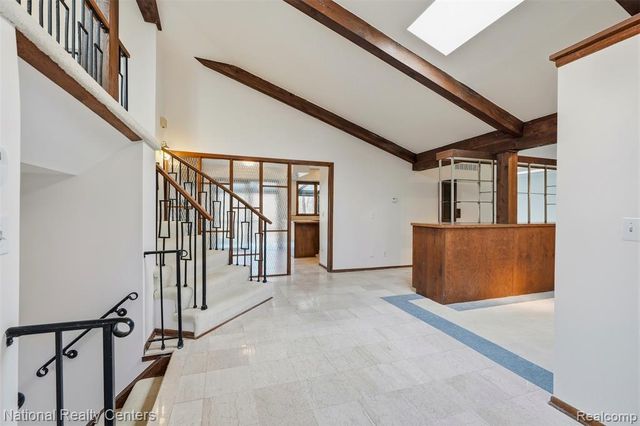 4710 Cove Road, West Bloomfield, MI 48323