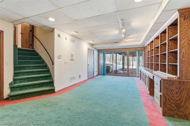 4710 Cove Road, West Bloomfield, MI 48323