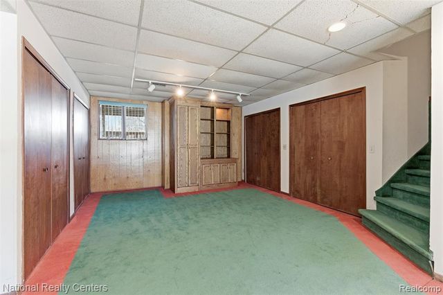 4710 Cove Road, West Bloomfield, MI 48323