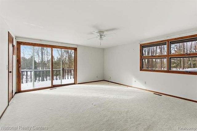 4710 Cove Road, West Bloomfield, MI 48323