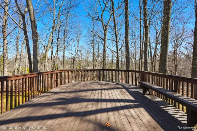 4710 Cove Road, West Bloomfield, MI 48323