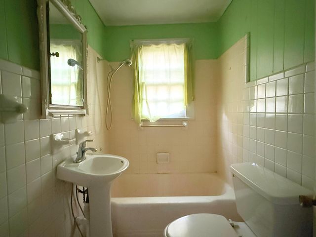 164 Perkins Street, Woodbine, KY 40771