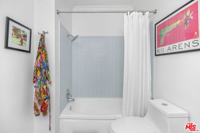 4487 Colbath Avenue 310, Sherman Oaks, CA 91423