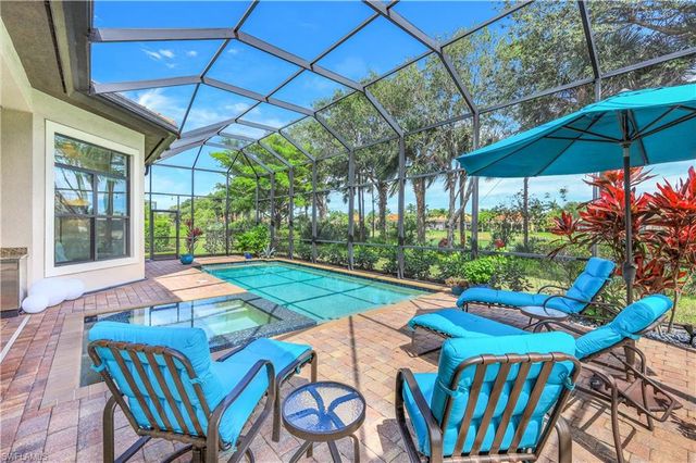 7546 Lantana CIR, Naples, FL 34119