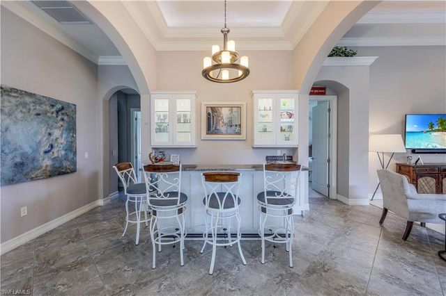 7546 Lantana CIR, Naples, FL 34119