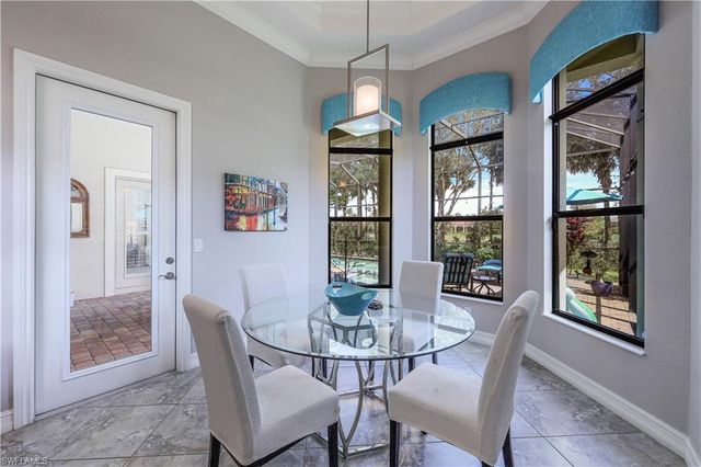 7546 Lantana CIR, Naples, FL 34119