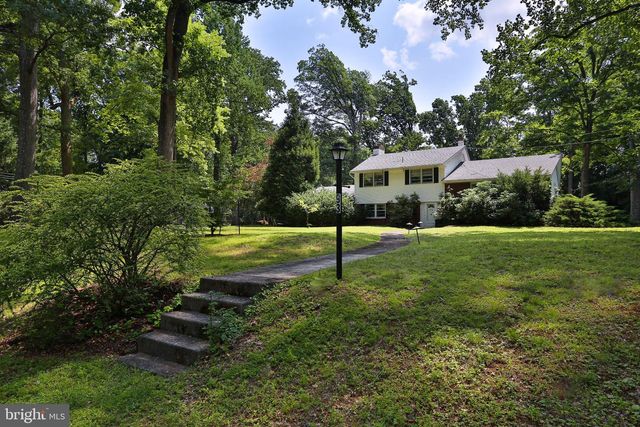 93 BUTTONWOOD LN, Doylestown, PA 18901