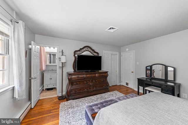 93 BUTTONWOOD LN, Doylestown, PA 18901