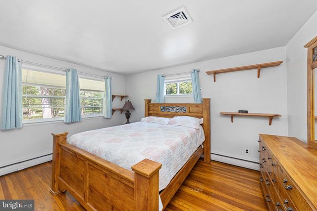 93 BUTTONWOOD LN, Doylestown, PA 18901