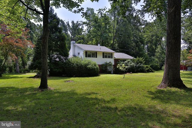 93 BUTTONWOOD LN, Doylestown, PA 18901
