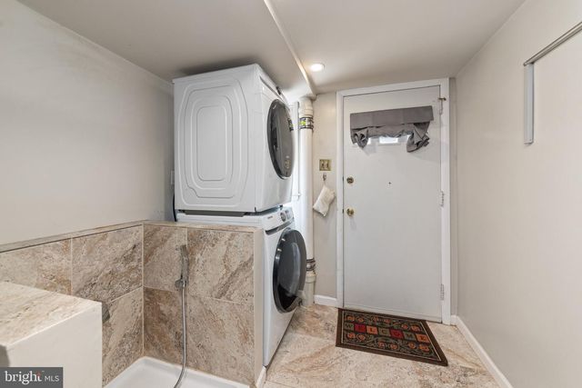 93 BUTTONWOOD LN, Doylestown, PA 18901