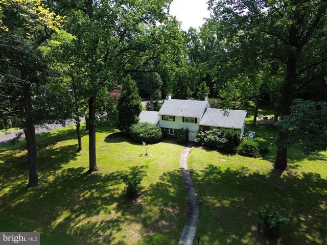 93 BUTTONWOOD LN, Doylestown, PA 18901