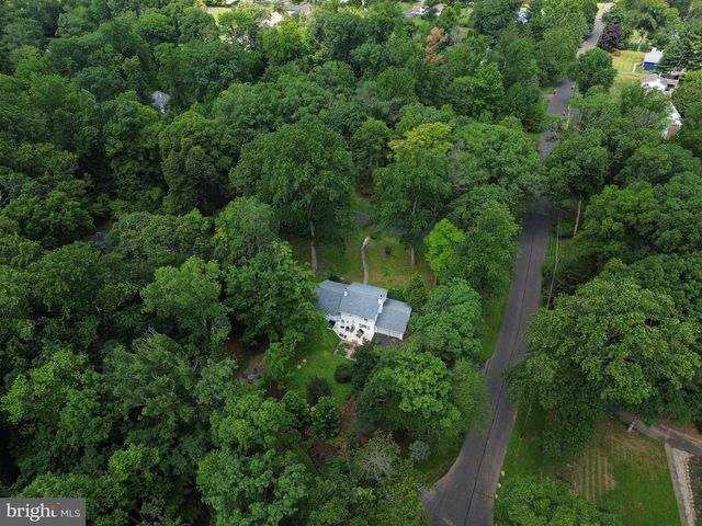 93 BUTTONWOOD LN, Doylestown, PA 18901