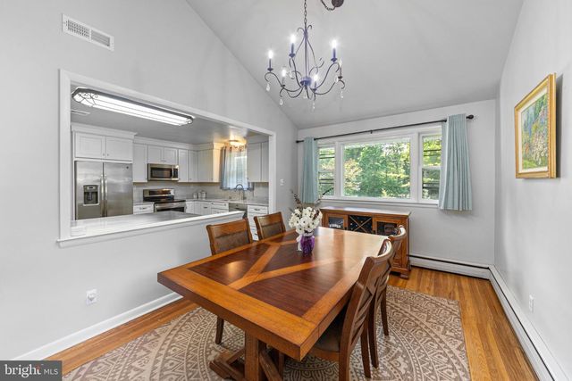 93 BUTTONWOOD LN, Doylestown, PA 18901