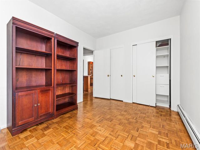 200 S Brentwood Boulevard 13F, Clayton, MO 63105