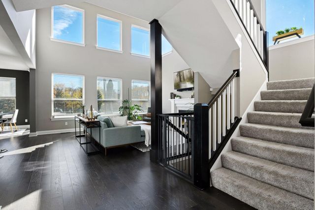 3765 Crane Island Court, Excelsior, MN 55331