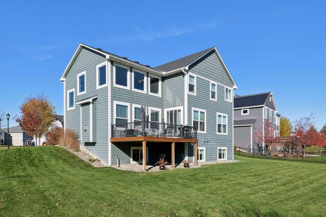 3765 Crane Island Court, Excelsior, MN 55331