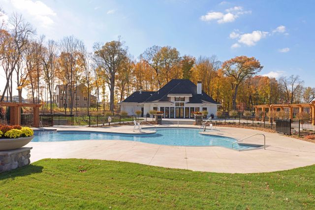 3765 Crane Island Court, Excelsior, MN 55331