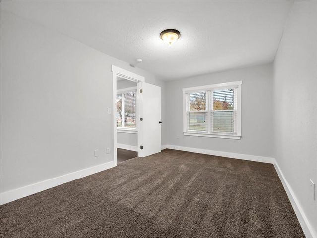 5700 Walmer Street, Mission, KS 66202