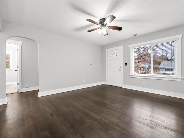 5700 Walmer Street, Mission, KS 66202