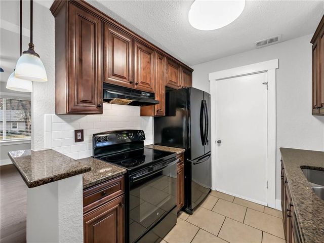 5700 Walmer Street, Mission, KS 66202