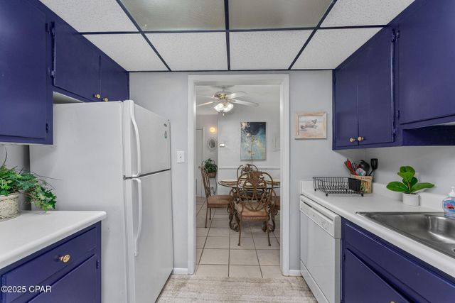 2100 W Beach Drive H-204, Panama City, FL 32401