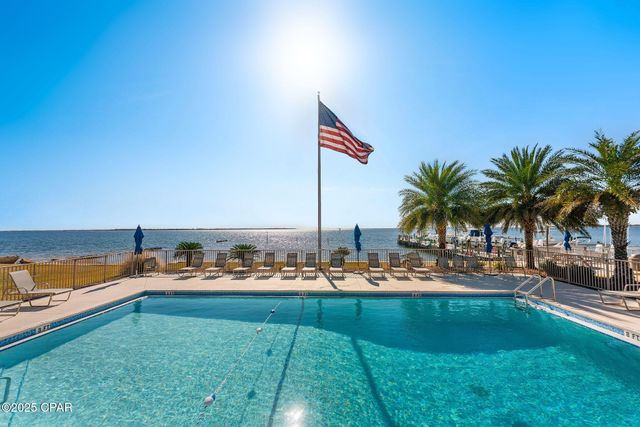 2100 W Beach Drive H-204, Panama City, FL 32401