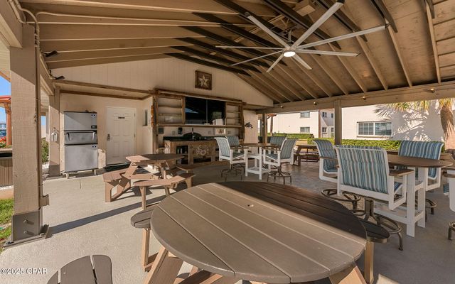 2100 W Beach Drive H-204, Panama City, FL 32401