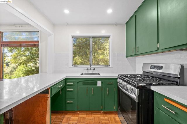 1730 Highland Pl 1, Berkeley, CA 94709