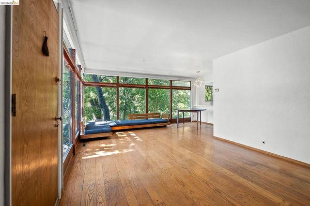 1730 Highland Pl 1, Berkeley, CA 94709