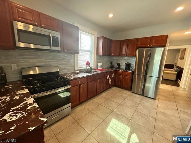 142 Mapes Avenue, Newark, NJ 07112