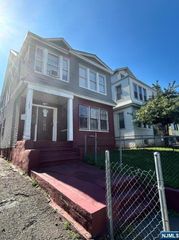 142 Mapes Avenue, Newark, NJ 07112