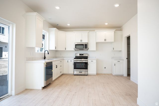 578 W 1750 N, Harrisville, UT 84404
