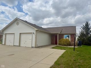 712 Woodberry Drive, Danville, IN 46122