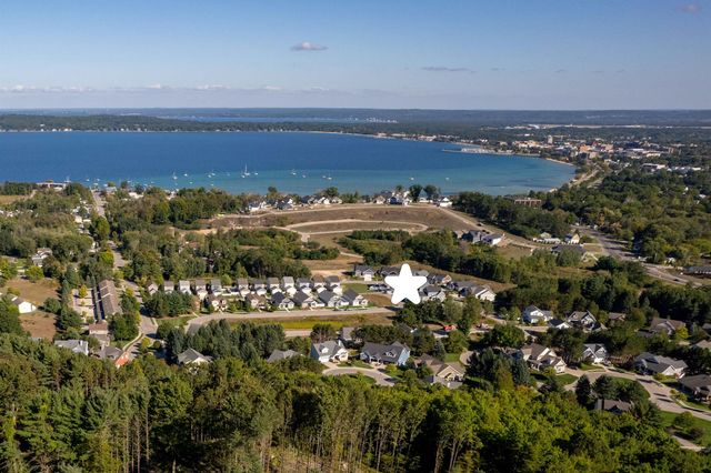 11613 Whittington Street, Traverse City, MI 49684