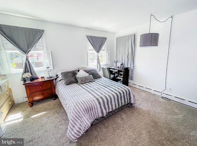 2460 BUTTONWOOD DR, Vineland, NJ 08361