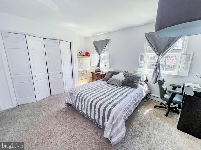 2460 BUTTONWOOD DR, Vineland, NJ 08361