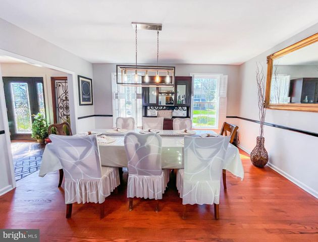 2460 BUTTONWOOD DR, Vineland, NJ 08361
