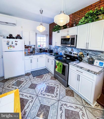 2460 BUTTONWOOD DR, Vineland, NJ 08361