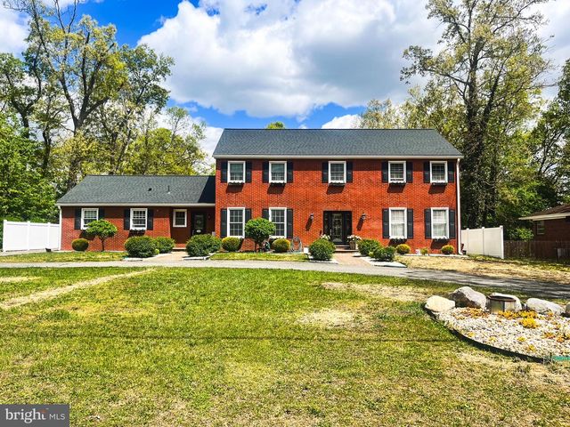 2460 BUTTONWOOD DR, Vineland, NJ 08361