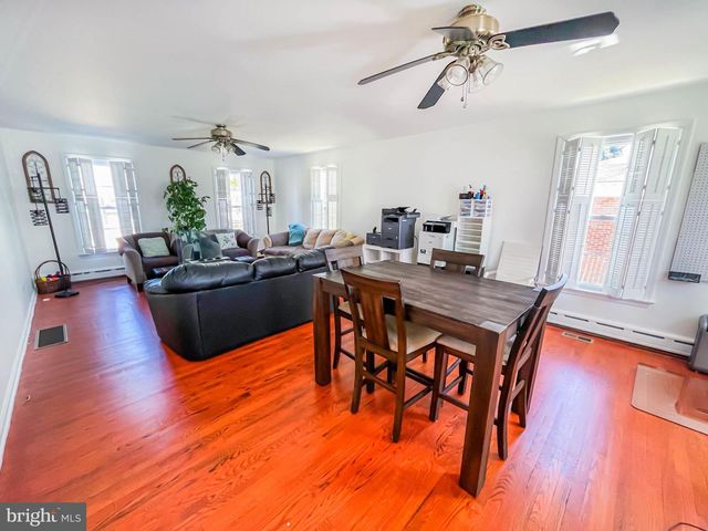 2460 BUTTONWOOD DR, Vineland, NJ 08361