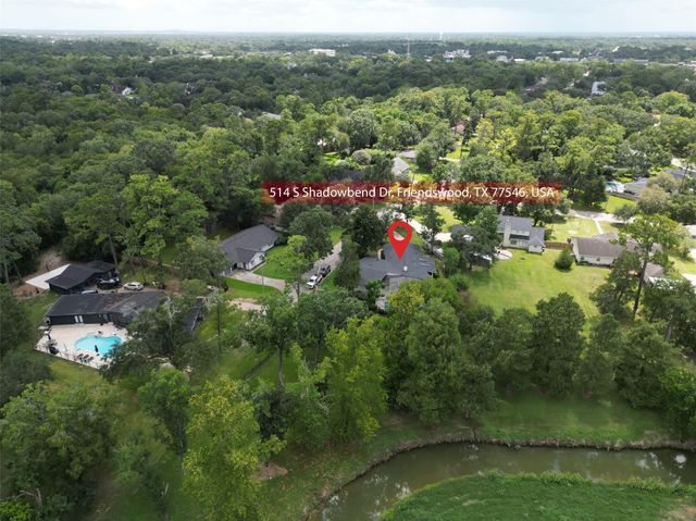 514 S Shadowbend Avenue, Friendswood, TX 77546
